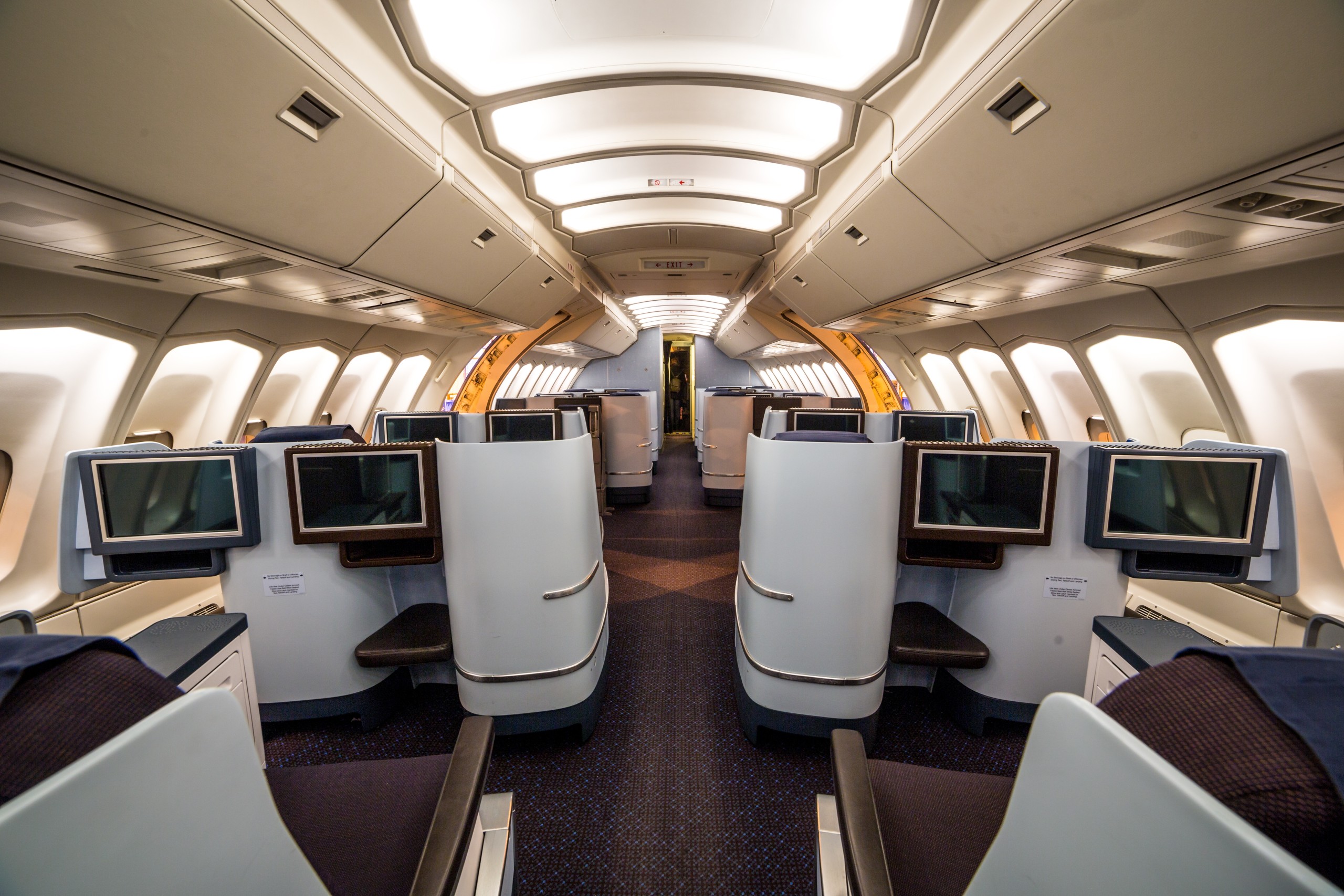 inside-an-airplane-cabin-scaled